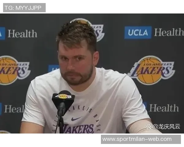 东契奇谈球队进攻体系每个人都感到舒适与默契 东契奇谈球队进攻体系每个人都感到舒适与默契