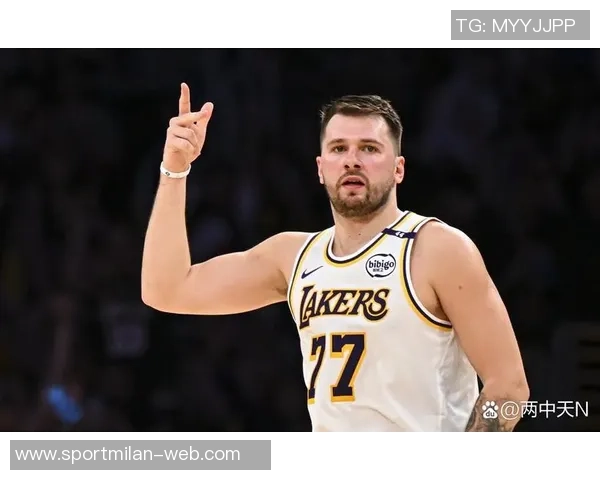 东契奇谈球队进攻体系每个人都感到舒适与默契