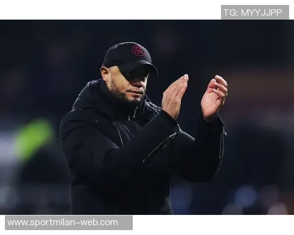 孔帕尼谈乌尔比希向传奇门将学习明日再讨论磁卡离队事宜